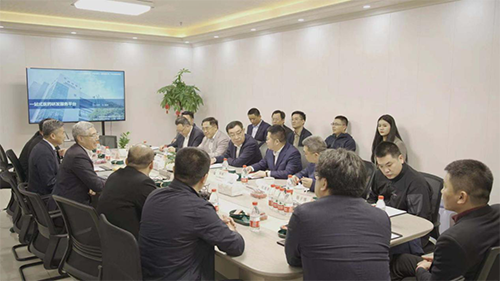 十二届全国政协副主席马培华、中国中小商业企业协会名誉会长董树奎一行人莅临人生就是博